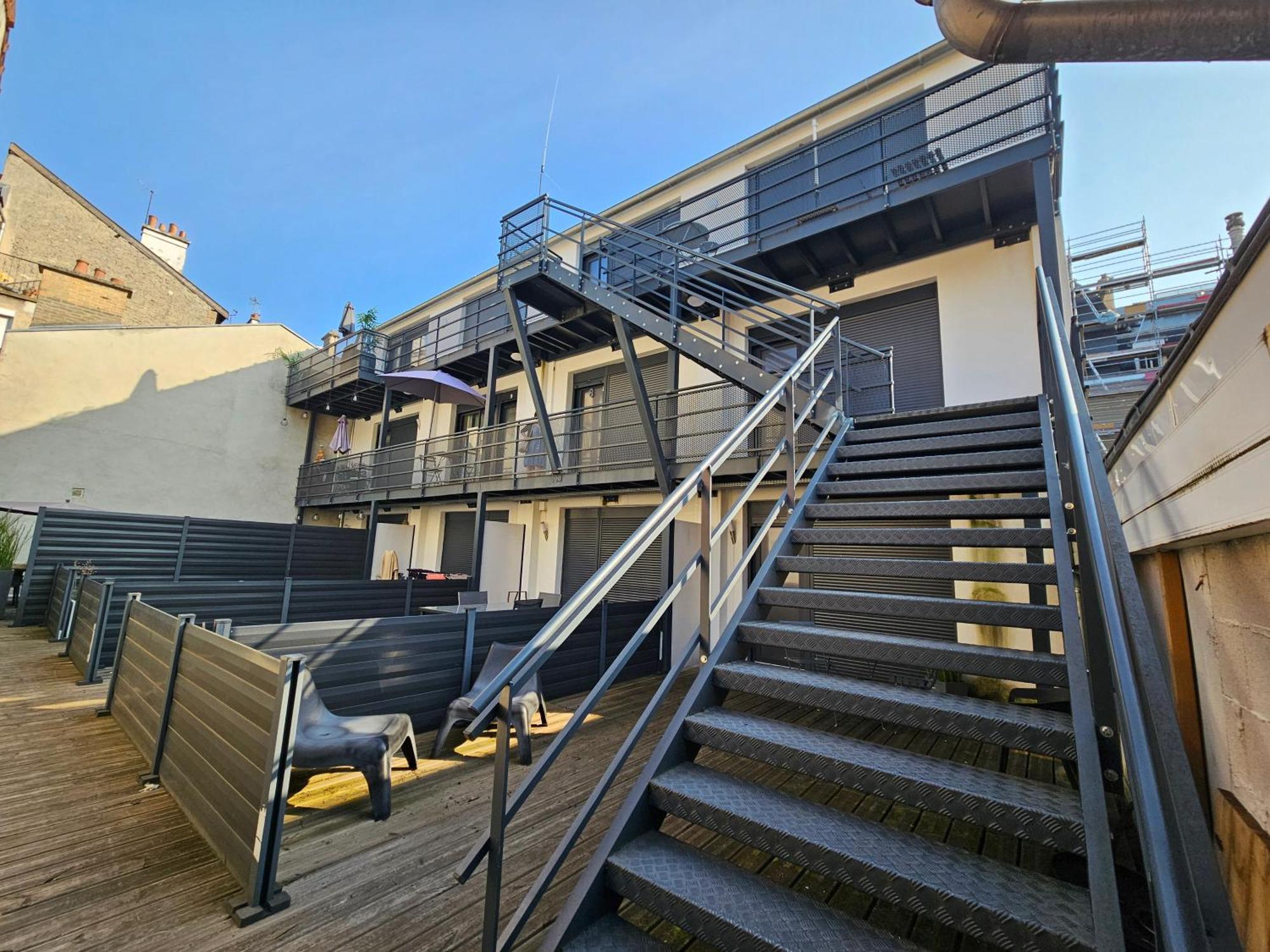 Passage Secret - Ideal Pro, Couples, Familles & Amis - Le Calme En Hypercentre - Wifi Haut Debit - Netflix - Machine A Laver - Gare, Cathedrale, Commerces, Restaurants & Transports En Commun A Moins De 10 Minutes A Pied Reims Zewnętrze zdjęcie